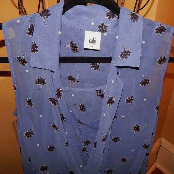 Ladies CAbi Front Draped Blouse with Attached Cami - Size M - Open Collar - Picture 5 of 9